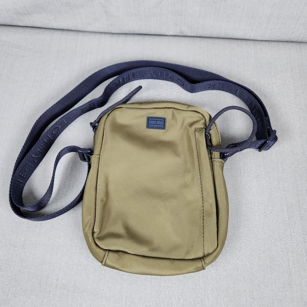 Tommy Hilfiger Crossbody Messenger Bag Mens Unisex Green Adjustable Strap